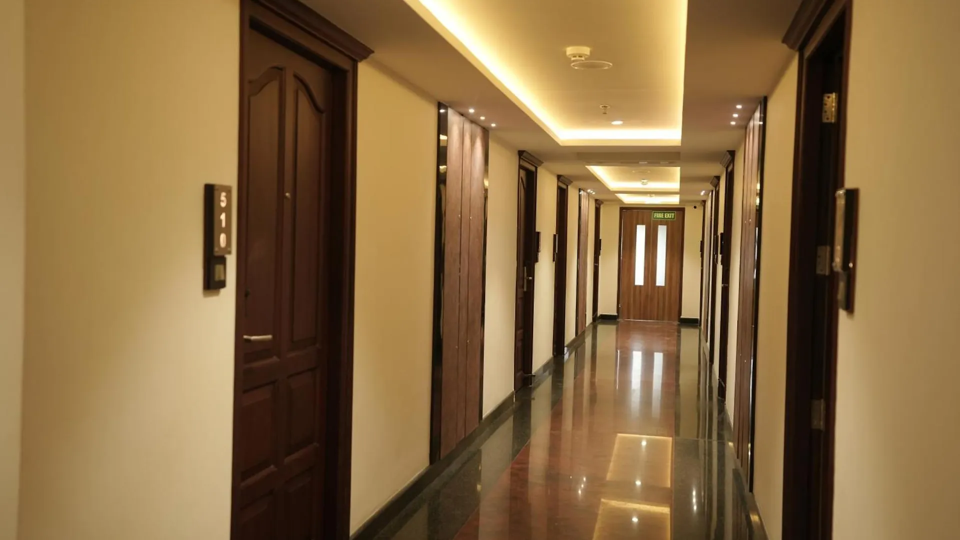 Blue Castle Hotel Thiruvananthapuram